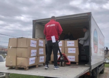 Komuna e Gjilanit dhe Telkos shpërndajnë 100 pako ushqimore për personat me aftësi të kufizuara