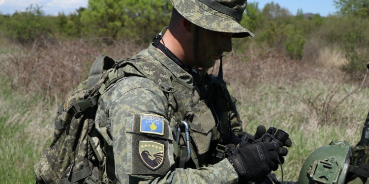 Komandot e FSK-së stërviten nga instruktorët e forcave britanike