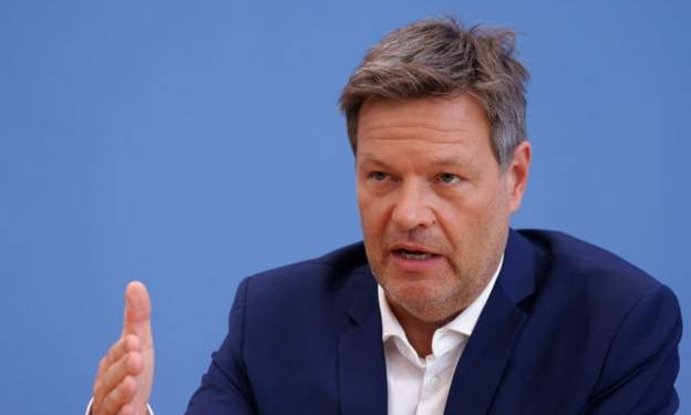 Gjermania duhej të mbështeste Ukrainën shumë më herët thotë zëvendëskancelari gjerman