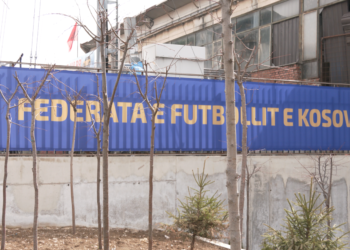 Kuvendi Zgjedhor, gazetarët nuk lejohen të futen as në oborrin e FFK-së