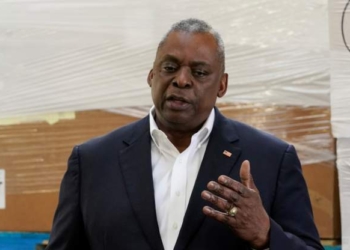 Sekretari amerikan i Mbrojtjes: Ukraina mund ta fitojë luftën nëse ka pajisjet e duhura