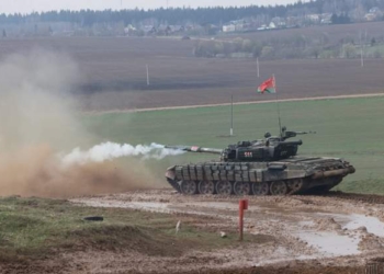 Republika Çeke do të furnizojë Ukrainën me tanke të epokës sovjetike