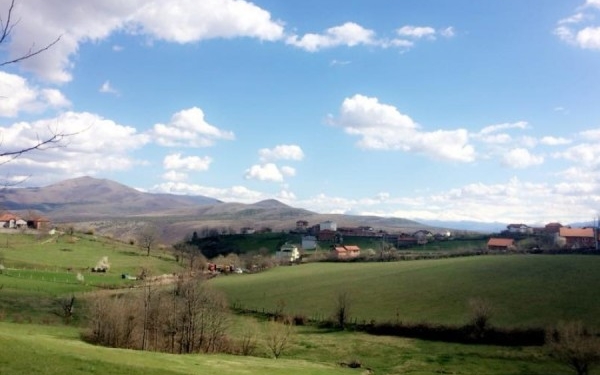 Në Kralan të Gjakovës bëhen 23 vite nga vrasja e 86 civilëve