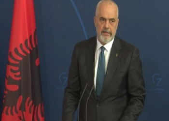 Rama në Berlin kërkon heqja e vizave për Kosovën