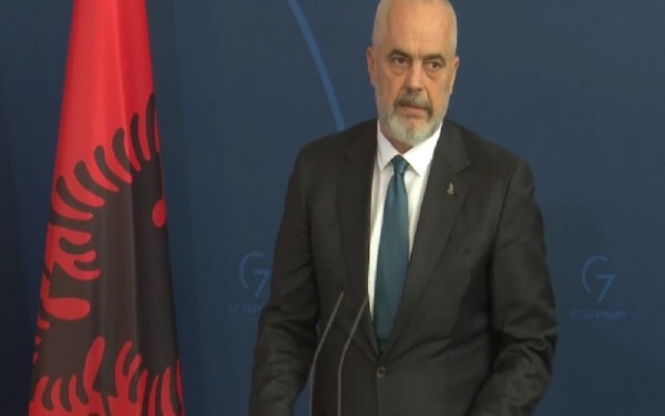 Rama në Berlin kërkon heqja e vizave për Kosovën
