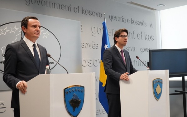 Kurti dhe Murati do mbajnë sot konferencë për media