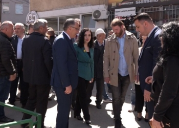 Osmani në lagjen e Kovaçëve: Ende nuk ka drejtësi për të vrarët, Serbia po mbron kriminelët