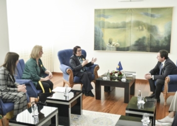 Kurti: Të mbijetuarit e dhunës seksuale gjatë luftës së fundit në Kosovë kanë në krah shtetin