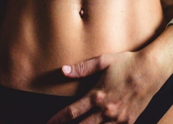 Çfarë ndodh kur mbani gazra në trupin tuaj?