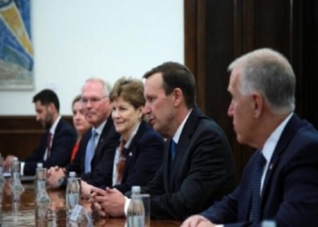 ​Senatorët amerikanë me porosi për Serbinë mbi qëndrimet e saj për Kinën e Rusinë