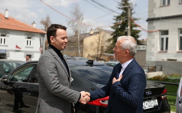 Ministri Peci pas subvencionimit të bujqësisë paralajmëron kontrollë