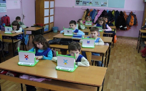 ​Maqedoni e Veriut, ndërpritet përkohësisht greva në arsim