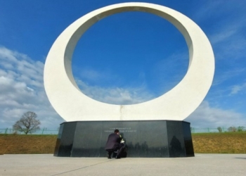 Në 23-vjetorin e rënies heroike të Ilaz Kodrës, Kurti bëri homazhe te Kompleksi Memorial në Marinë