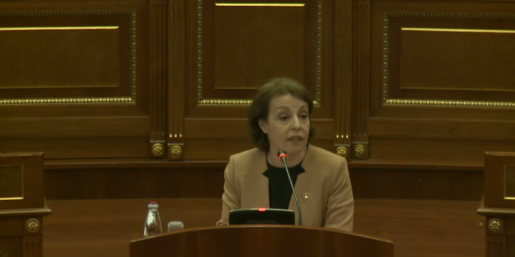 Gërvalla i reagon Hoxhajt: Ku e merr atë guxim të thuash që për Kosovën s’do të ketë njohje e liberalizim të vizave