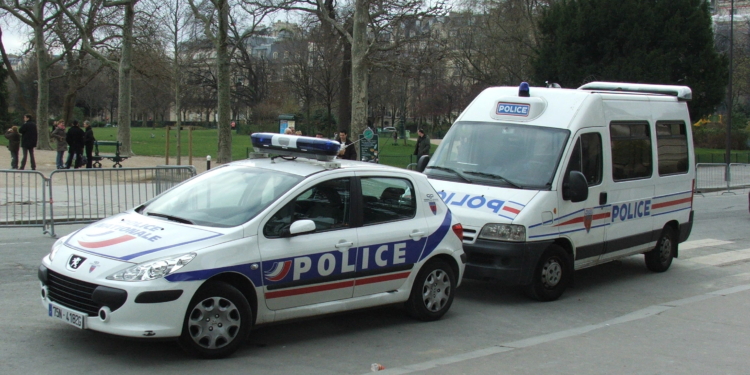 Burrë e grua nga Kosova gjenden të vdekur në banesën e tyre në Francë