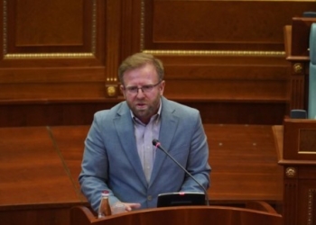 Abazi: Në listën e zezë të amerikanëve nuk janë anëtarët e LVV-së por njerëzit e PDK-së