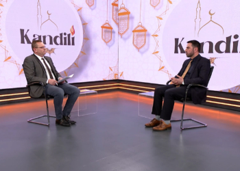 Sonte fillon emisioni “Kandili”, i cili i dedikohet muajit të Ramazanit