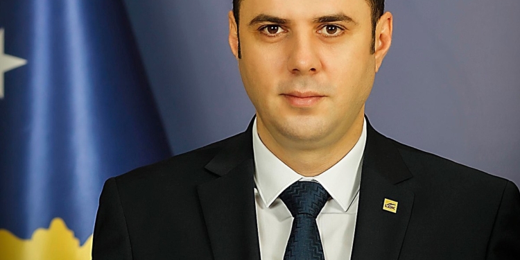 Abdixhiku: Vepra e Heroit Sali Çekaj është udhërrëfyes i përhershëm i rrugëtimit tonë për liri e pavarësi