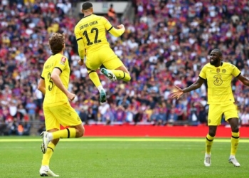 Chelsea triumfon ndaj Crystal Palace për të takuar Liverpoolin në finale të Kupës FA