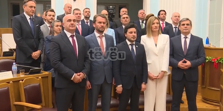 Mali i zi bëhet me qeveri pro-perëndimore