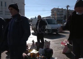 Tregu që bashkon shqiptarët dhe serbët