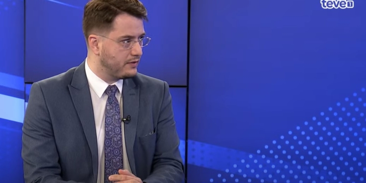 Mjeku: Kritikat e opozitës për 100 eurot ishin kundërthënëse