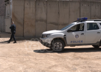 Policia në mungesë të automjeteve për trazira