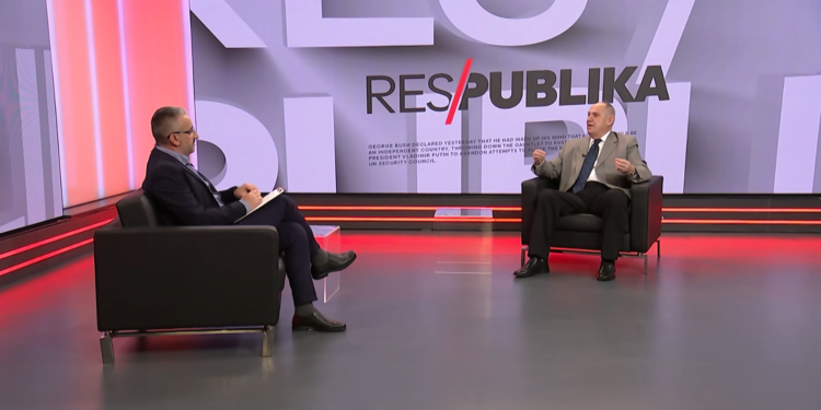 Mustafa: Buxheti i Kosovës e përballon dyfishimin e pagës së specialistëve të mjekësisë