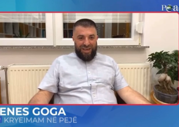 “Allahu Ekber”, hoxha nga Peja ndjen tërmetin gjatë transmetimit live (Video)