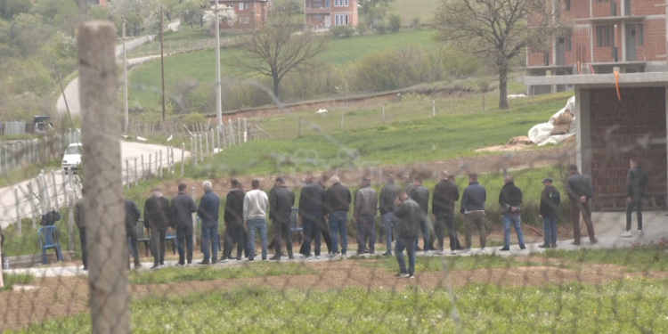 Familja Hoxha hap dyert për të pame, prokuroria kërkon paraburgimin e të dyshuarve