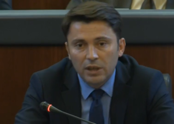 Rrustemi – Abdixhikut: Lobojnë për një kërkesë të paligjshme, ndërkohë s’kanë lënë të zezë pa bërë