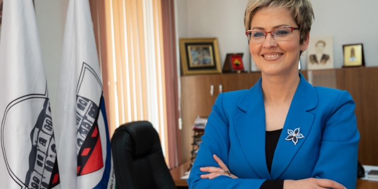 Reagon Ardita Sinani pas shkarkimit nga pozita e kryetares së Preshevës