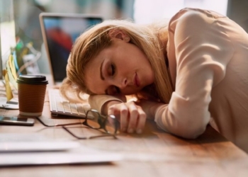 Ky lloj ushqimi mund të jetë arsyeja pse ndiheni të lodhur gjatë gjithë kohës