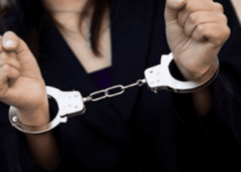 Arrestohet një grua në Fushë Kosovë, dyshohet se ka trafikuar njerëz