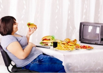 Gati gjysma e shqiptarëve, mbipeshë ose obezë