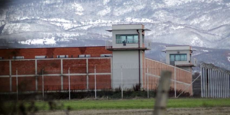 Gjendet 51 toptha të mbushur me marihuanë në Burgun e Dubravës