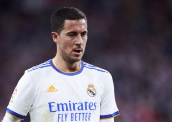 Arsenali hap bisedimet me Hazard