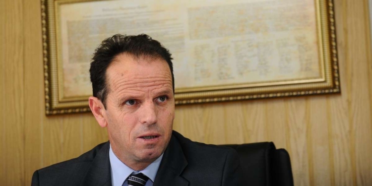 Peci: Jemi kundër vetingut në formën e proklamuar nga Qeveria