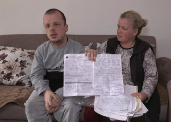 Familja Berisha nga Vushtrria nuk ka mundësi të trajtojë djalin i cili vuan nga epilepsia