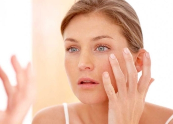 Disa arsye pse lëkura ka nevojë për vitaminën C