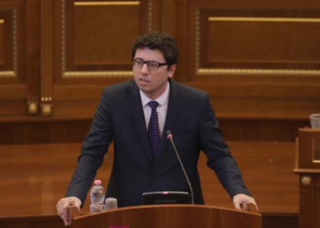 Murati: 100 euro mund t’iu duken pak atyre që shpenzojnë mijëra euro në armë e fishekë