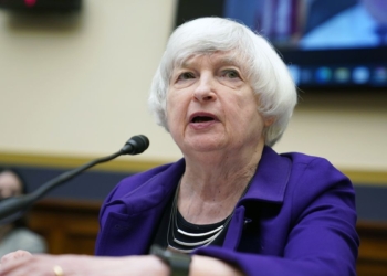 Sekretarja amerikane e Thesarit bën thirrje për më shumë presion financiar ndaj Moskës