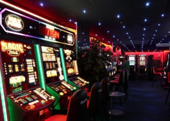 Përmes targave të veturës, amerikani fitoi 25 mijë dollarë në lotari