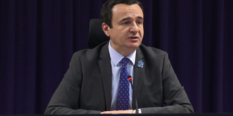 Kurti: Çdo vit do të shtohen nga 100 asistentë për fëmijët autikë