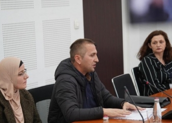 Laborantët: Ministria e Shëndetësisë asnjëherë nuk është marrë me ne