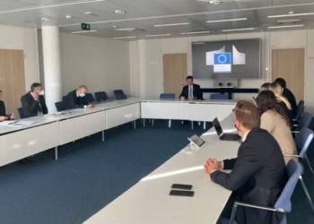 Të enjten takohen grupet negociuese të Kosovës dhe Serbisë për marrëveshjen për targat