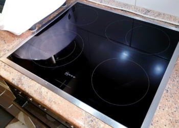 Hajnat vjedhin pllaka të shporetit dhe dy bukë-pjekëse elektrike në Graçanicë