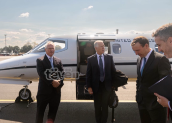 Amerikanët kërkuan nga Serbia që të harmonizojë politikat me BE-në