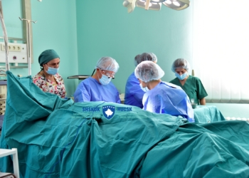 Mjekët riaftësojnë dorën pacientit, pas aksidentit që pësoi