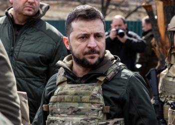 Zelensky: Vdekjet e civilëve dhe sulmi në Mariupol i bëjnë të pamundura bisedimet me Rusinë